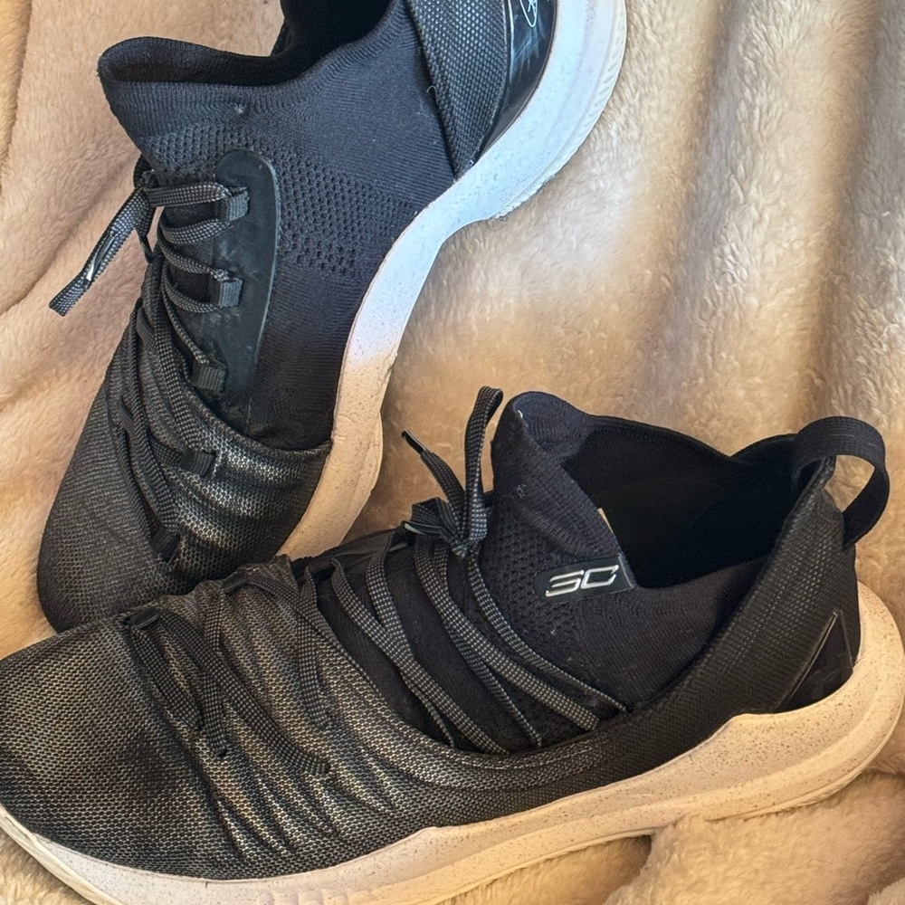 Under Armour Steph Curry Tennis shoe